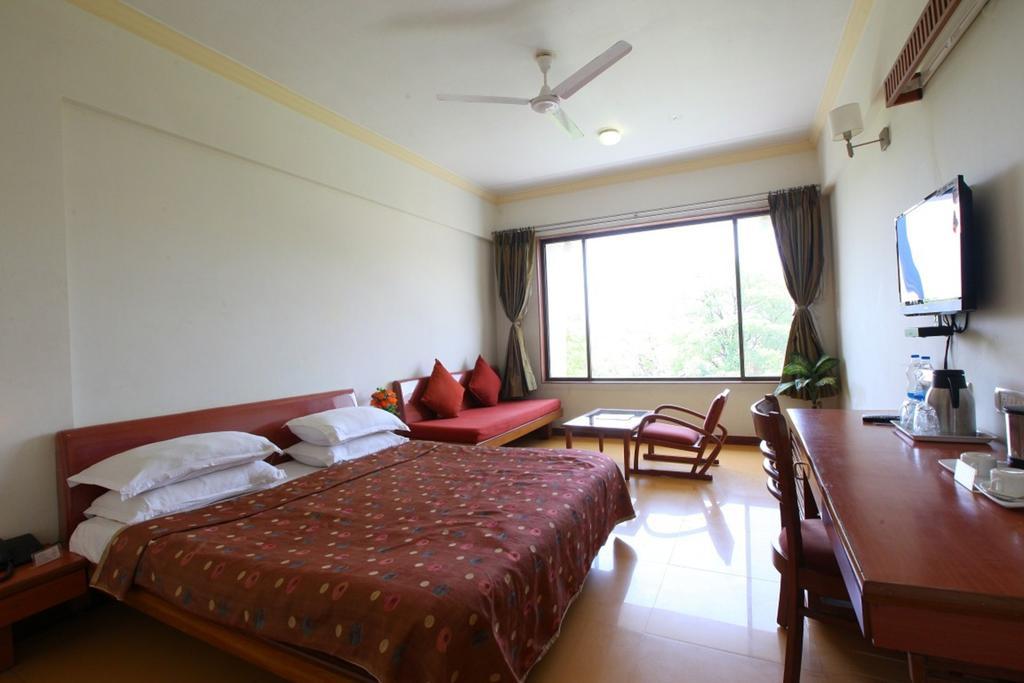 Shilpi Hill Resort Saputara Habitación foto